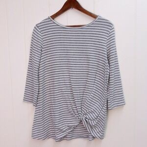 Thyme‎ & Honey Gray White Striped Sleeveless Knit Top - Medium